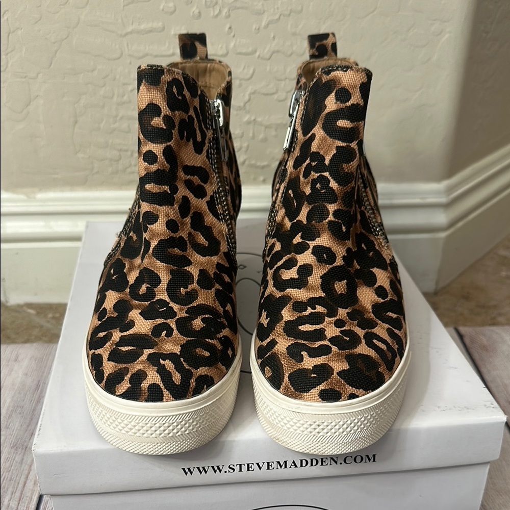 Steve Madden Leopard Print High-Top Sneakers